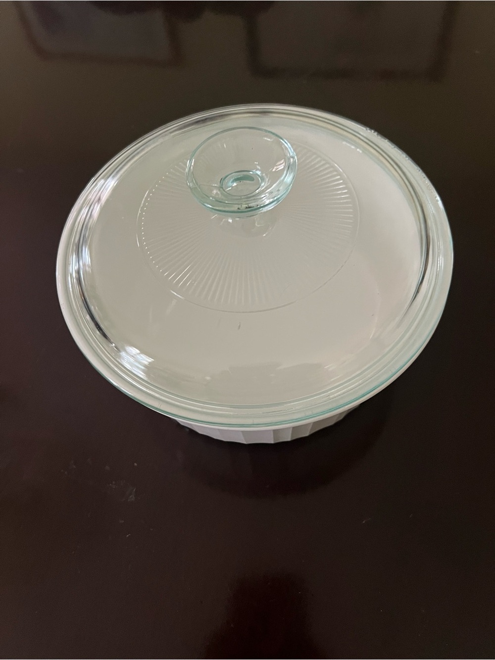 Corningware White Base Covered Casserole with Clear Glass Lid